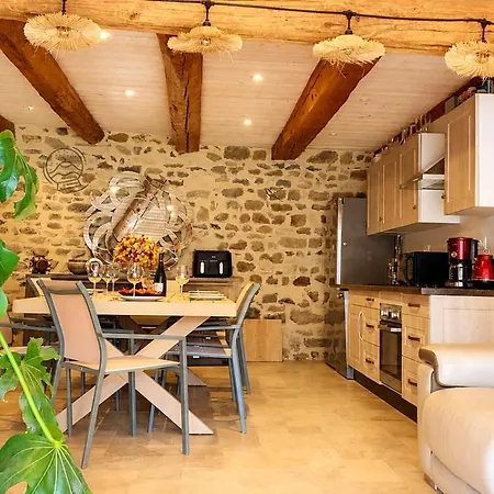 L'hirondelle Des Sarments Casa vacanze Montaigut-le-Blanc (Puy-de-Dome)