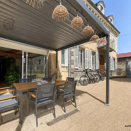 Casa vacanze L'hirondelle Des Sarments Montaigut-le-Blanc (Puy-de-Dome)