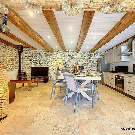 L'hirondelle Des Sarments Casa vacanze Montaigut-le-Blanc (Puy-de-Dome)